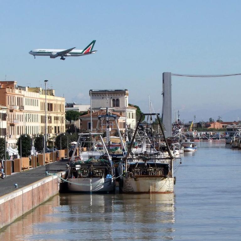Suiteroom&Apartment Flat Fiumicino Exterior photo